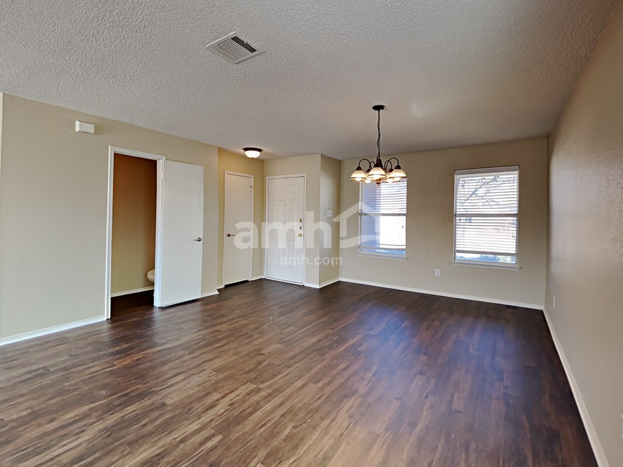 Building Photo - 1706 Santa Fe Trl
