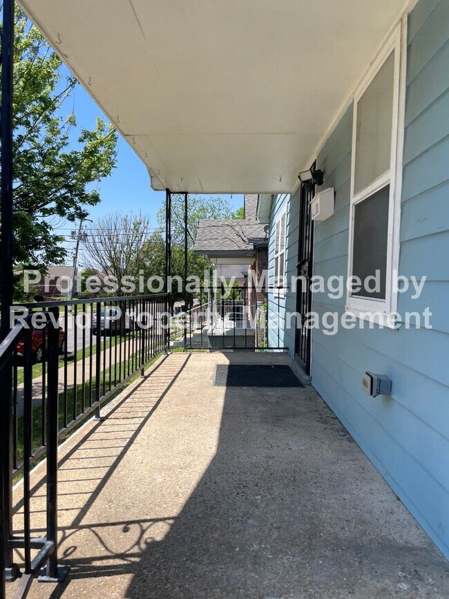Building Photo - Charming Home for Rent in Memphis!!