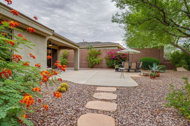 Building Photo - 2501 W Myopia Ct