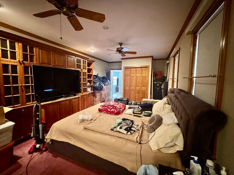 Building Photo - 41 Rich St