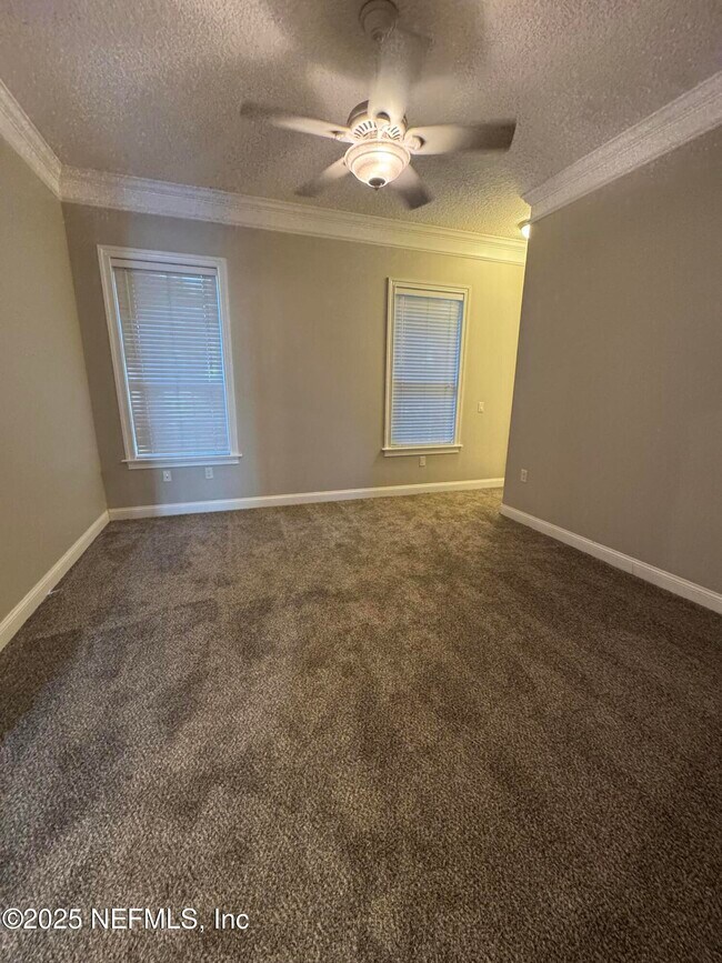 Building Photo - 2580 Heather Oaks Ct