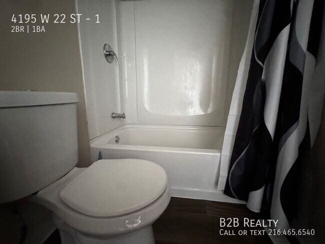 Building Photo - 4195 W 22nd St