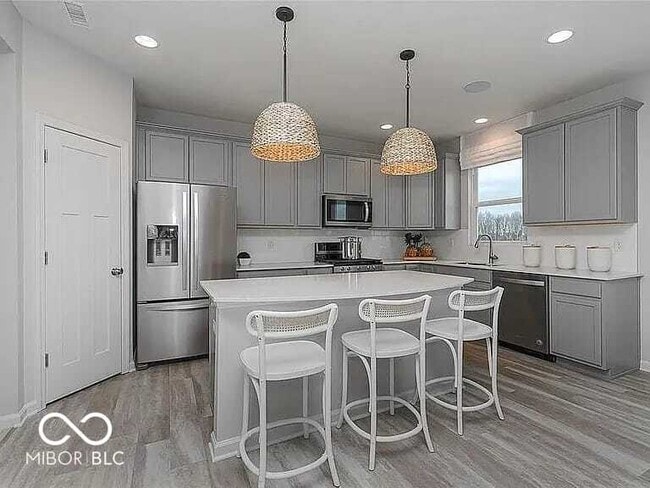 Building Photo - 4957 Oak Hl Dr