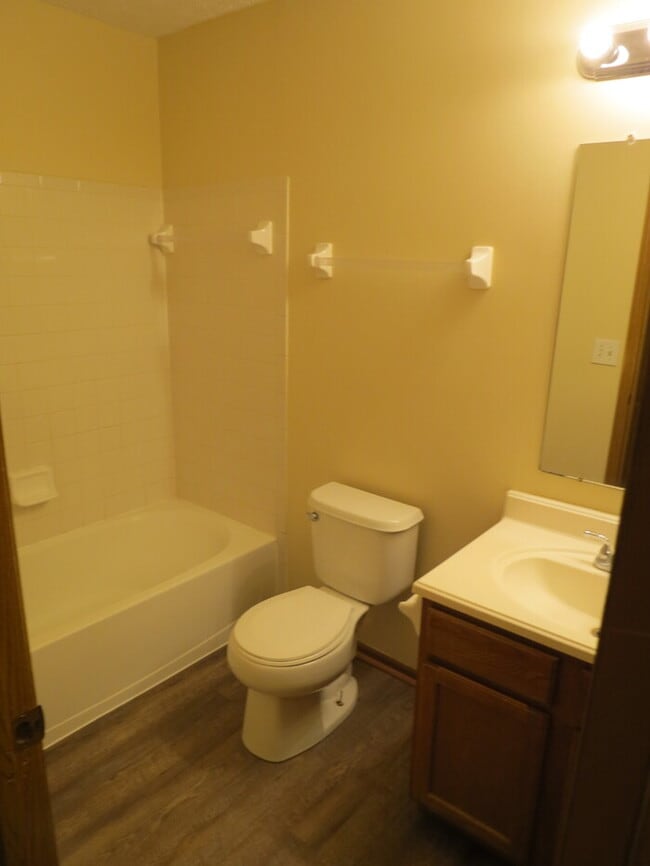 Building Photo - 4012 Cailin Dr