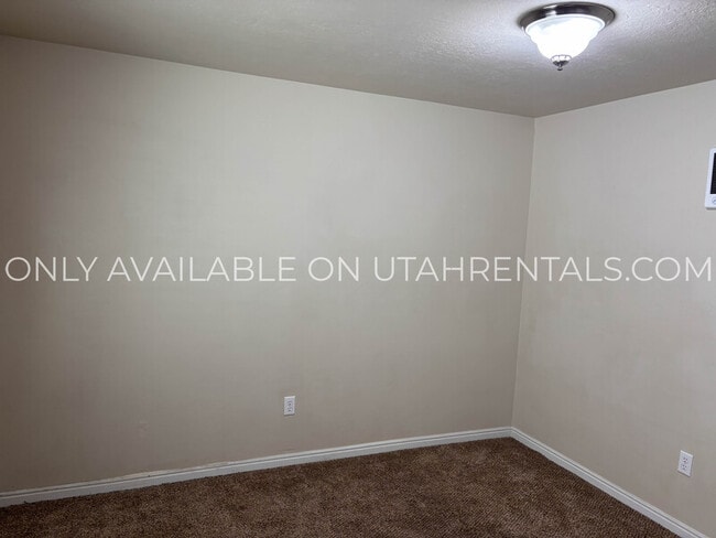 Building Photo - 2801 S Harrow Ct