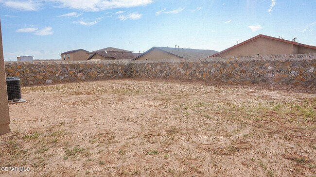 Building Photo - 10692 Canyon Sage Dr