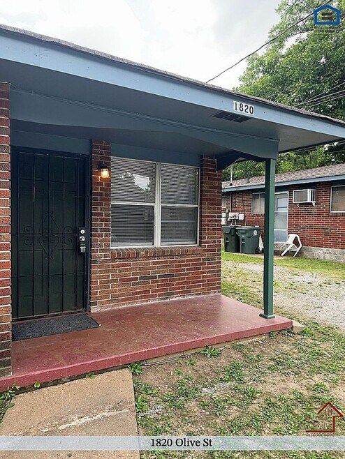 Building Photo - 1820 Olive St