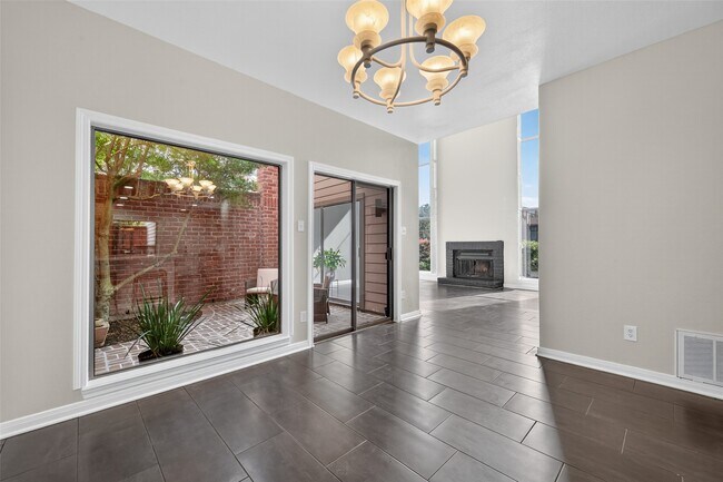 Building Photo - 7447 Cambridge St