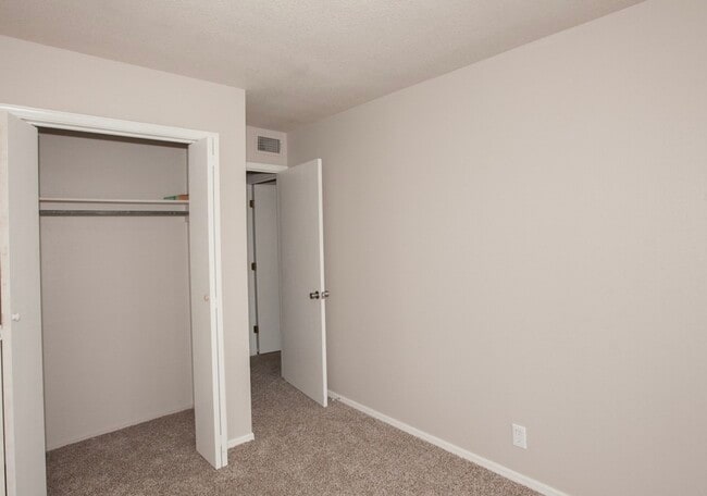 Building Photo - 3383 S 141st E Ave