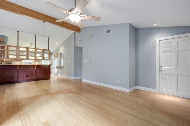Building Photo - 2117A Rabb Rd