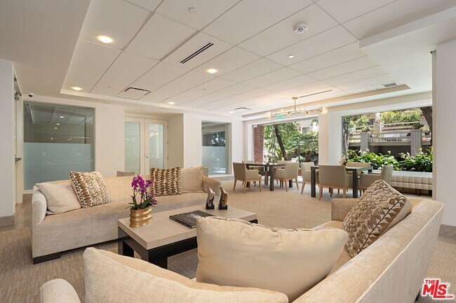 Community Room - 1440 Veteran Ave