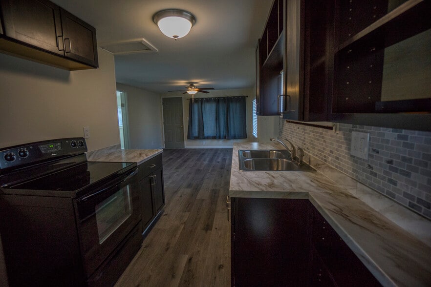 Beautiful kitchen - 117 Cherry St