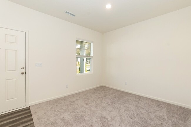 Building Photo - Spacious 4-Bedroom Home with Open Layout