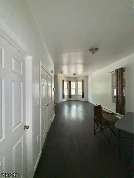 Building Photo - 1084 Sanford Ave