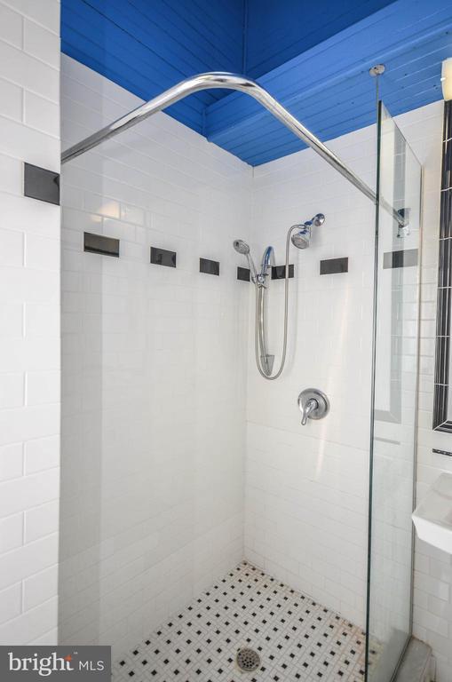 Building Photo - 7205 46th St