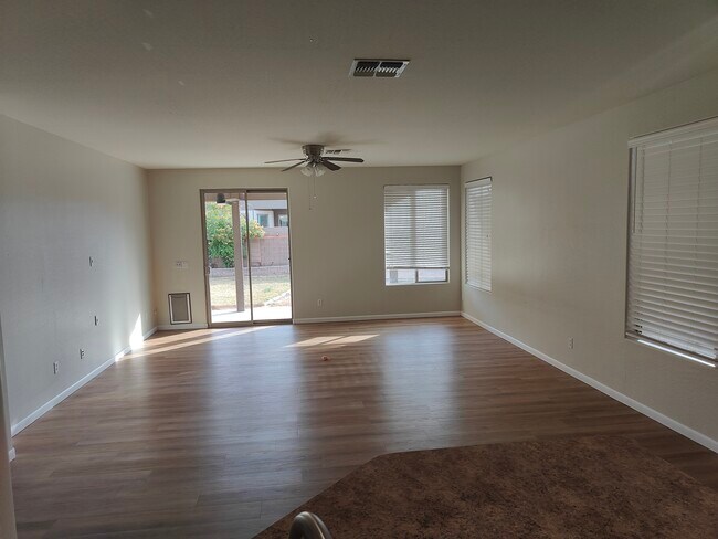 Building Photo - 7417 S 30th Ave