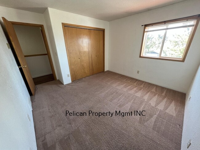 Building Photo - 2057 N Eldorado Ave
