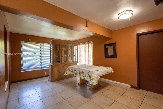 Building Photo - 3551 SW 1st St