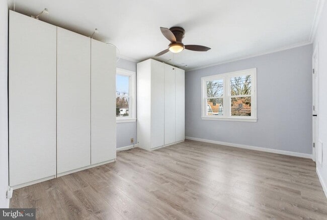 Building Photo - 43 Freeman St