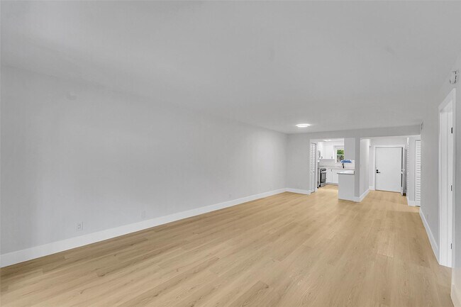 Building Photo - 6200 NW 44th St