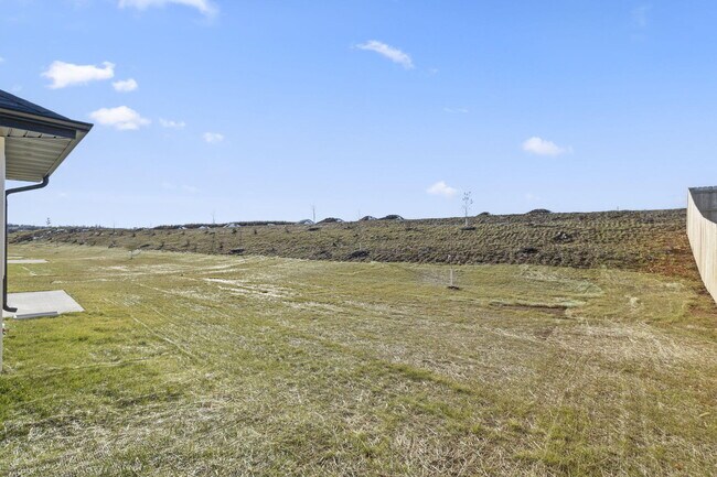 Building Photo - 2015 South St