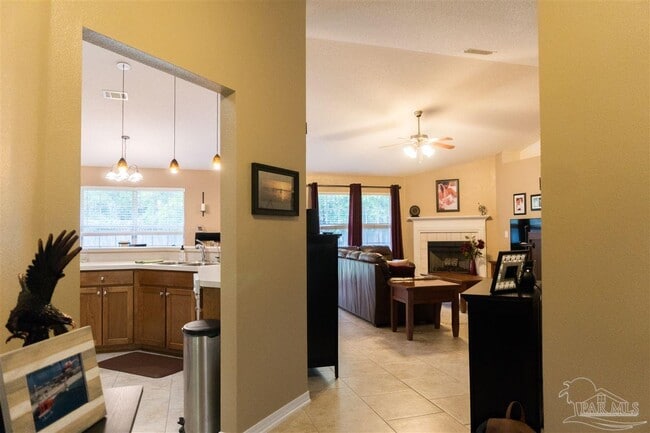 Building Photo - 5341 English Oak Dr