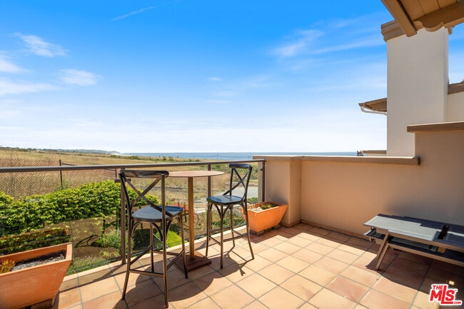 Building Photo - 6450 Lunita Rd