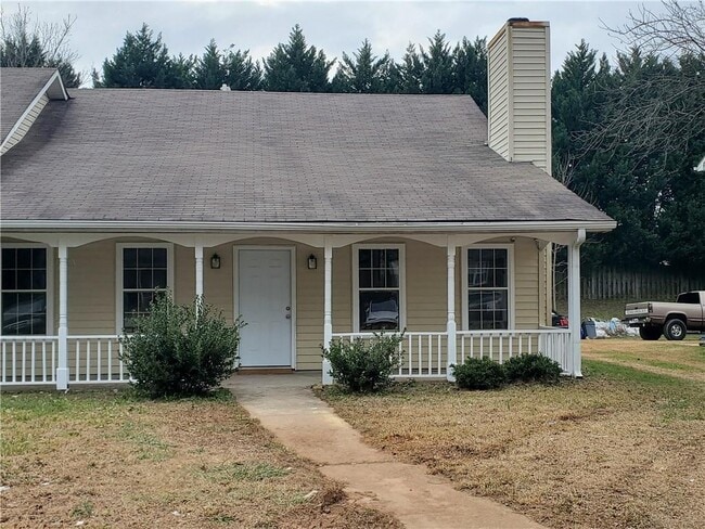 Building Photo - 2622 Country Trace SE