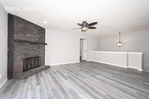 Building Photo - 15211 Navaho-