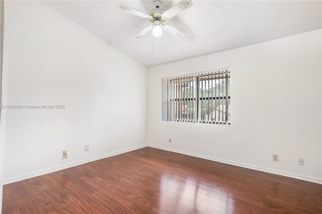 Building Photo - 3952 Cocoplum Cir