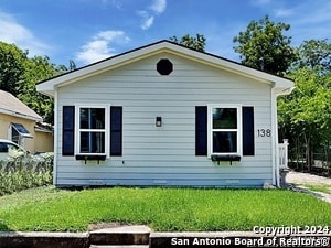 Primary Photo - 138 Hess St