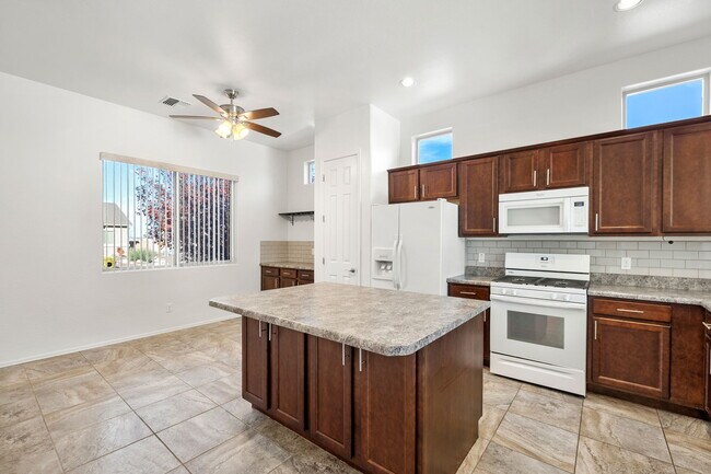 Building Photo - 4505 N Dryden