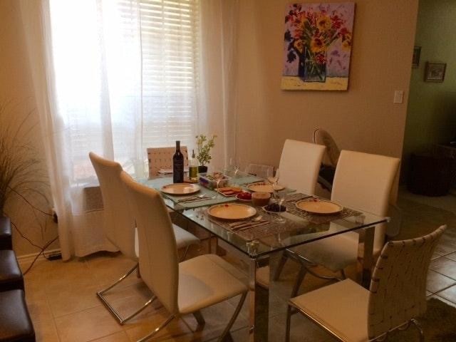 Building Photo - 1310 W Parmer Ln