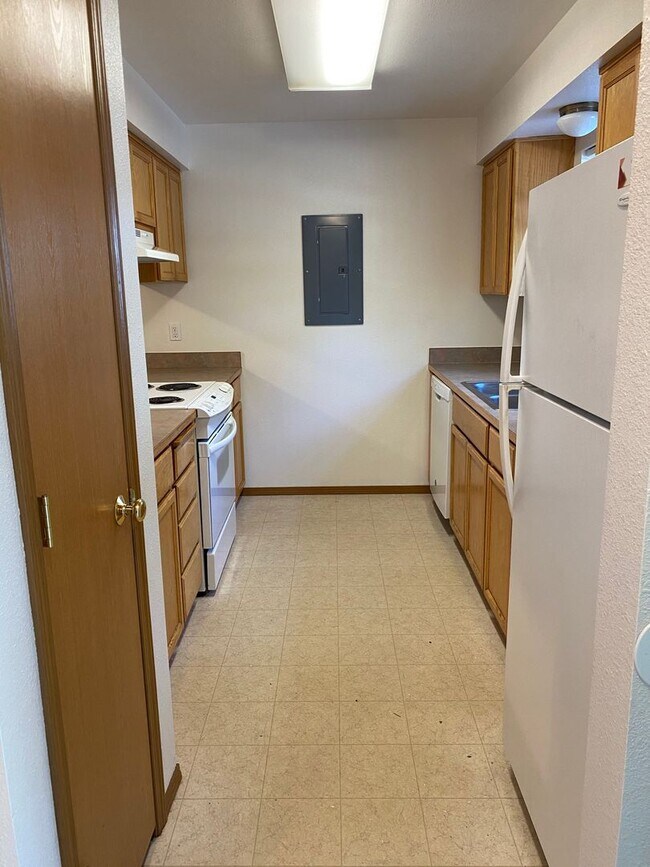 Building Photo - 607 Taylor