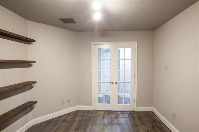 Building Photo - 1510 Syracuse Dr