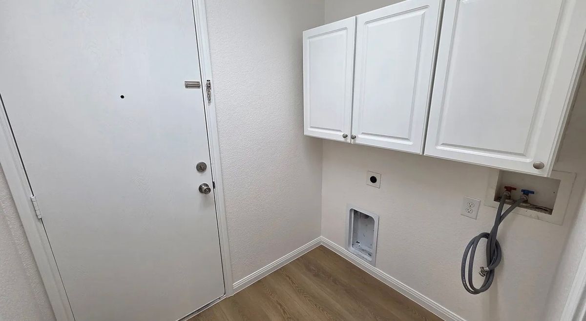 Building Photo - 1241 Kachina Ln