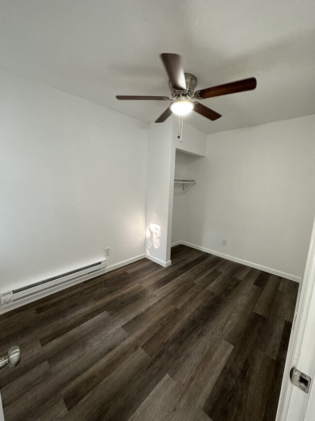 Building Photo - 2424 N Bancroft-