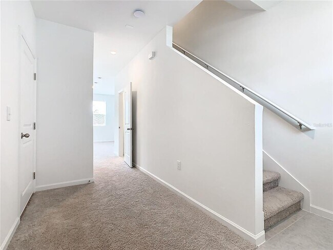 Building Photo - 3270 Vesara Dr