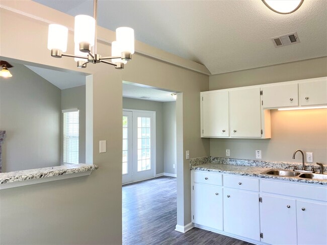 Building Photo - 144 Berwick Lakes Blvd