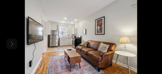 Building Photo - 2834 Dumaine St