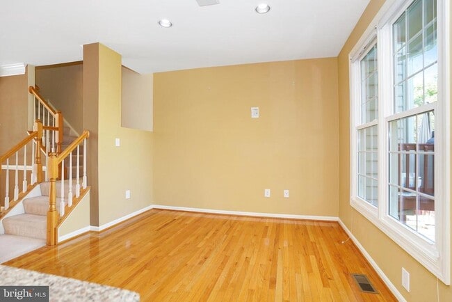 Building Photo - 2243 Journet Dr