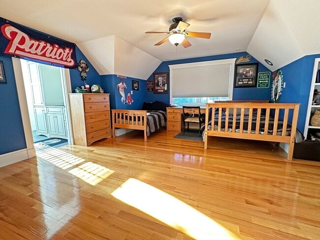 Building Photo - 66 Forest Ave