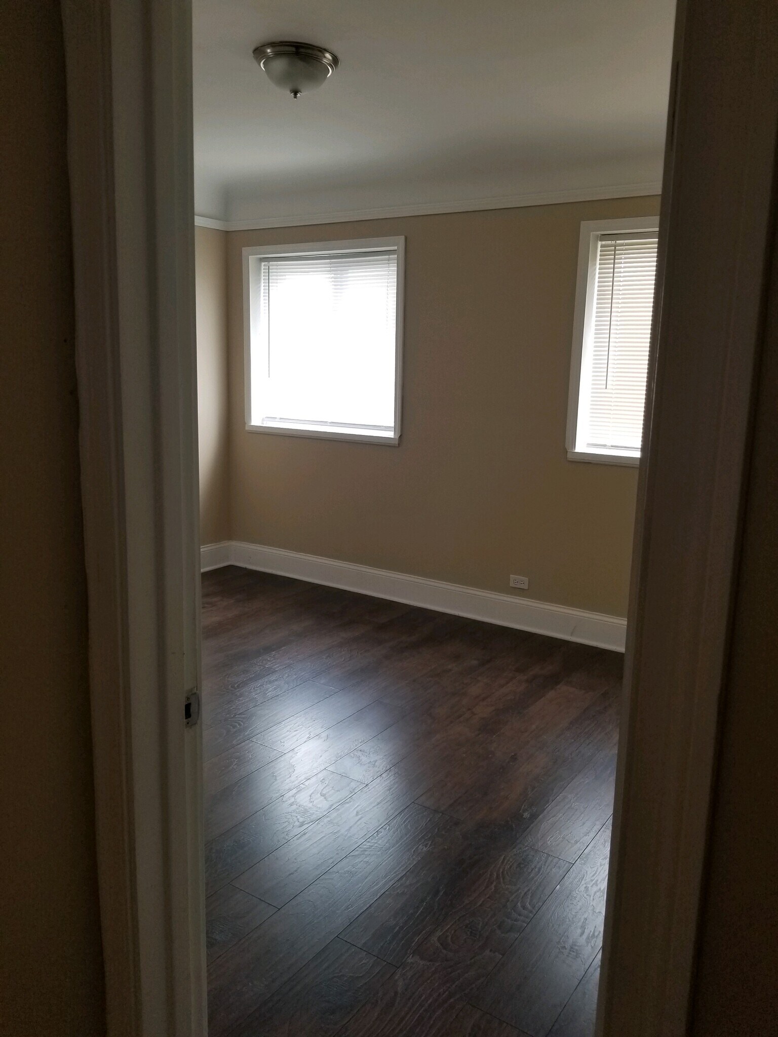 Bedroom - 2331 S Lombard Ave