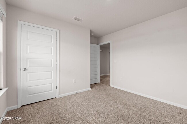 Building Photo - 6416 Bellavia Ln