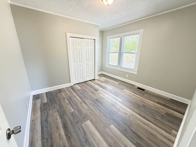 Building Photo - 3bed/2ba House off Hwy 3 near Downtown Kannapolis renovated in 2018