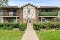 Building Photo - 9S220 S Frontage Rd
