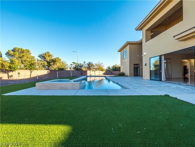 Building Photo - 7426 Yonie Ct