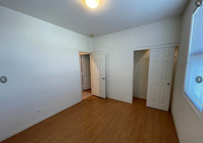 Building Photo - 2 bedroom 2 bath 1 car garage in a gated n...