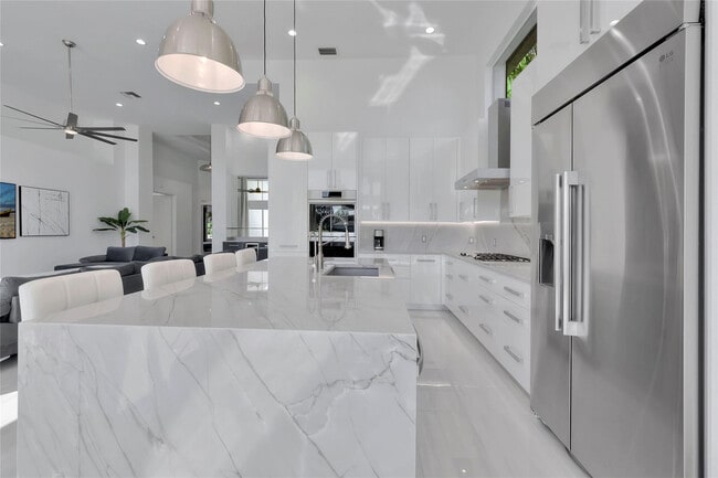 Building Photo - 4088 Briarcliff Cir