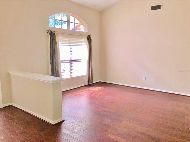 Building Photo - 12415 Seabrook Dr
